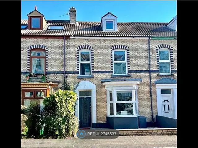 Apartment for rent in Brynmill, Swansea
