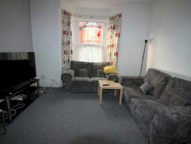 Apartment for rent in Ball Hill, West Midlands
