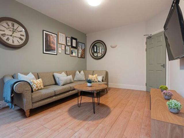 Apartment for rent in Haddon, East Midlands
