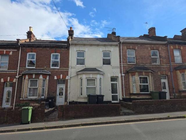Townhouse for rent in Polsloe, Exeter
