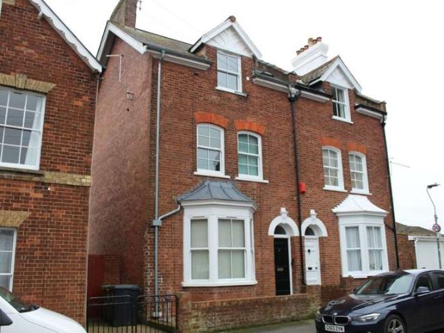 Townhouse for rent in St Thomas, Exeter