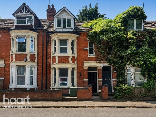 House for sale in Semilong, Northampton