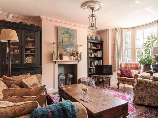 House for sale in Round Hill, Brighton & Hove
