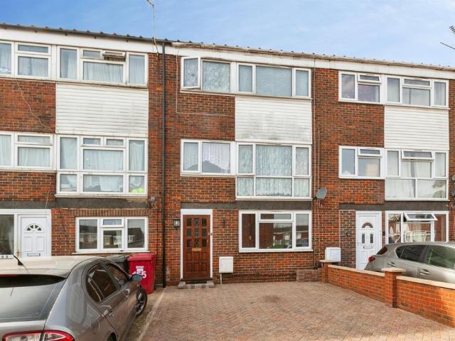 House for sale in Slough