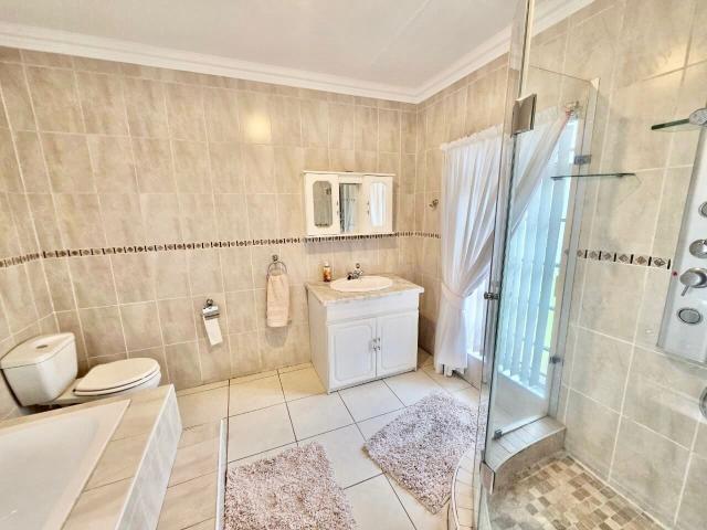 Townhouse for sale in Ekurhuleni, Gauteng