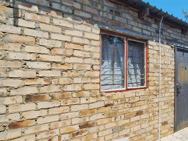 Townhouse for sale in Dr Kenneth Kaunda, North West