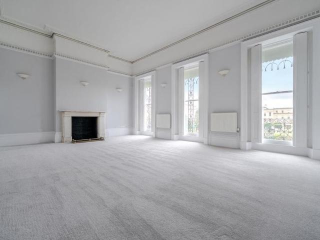 Townhouse for rent in Golden Valley, Gloucestershire