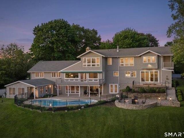 House for sale in Trumbull, Connecticut