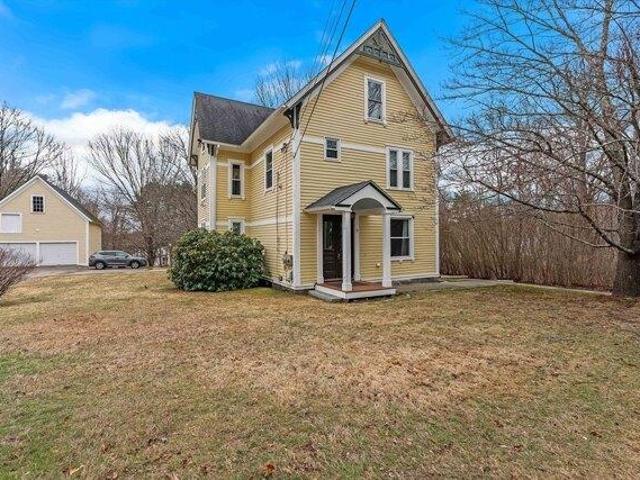 House for sale in Upton, Massachusetts