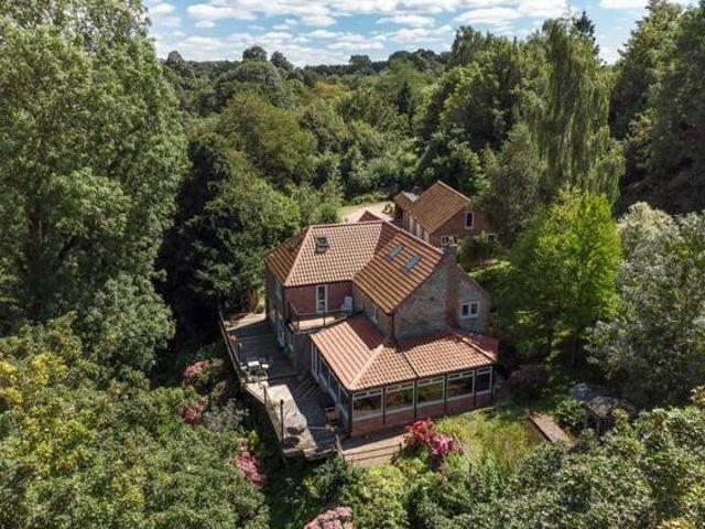House for sale in Westbury, Wiltshire