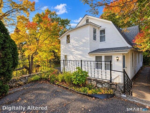 House for sale in Oakville, Watertown