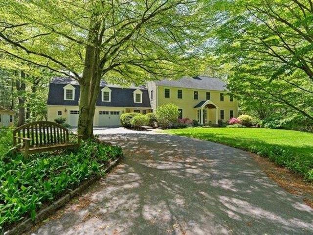 House for sale in Wayland