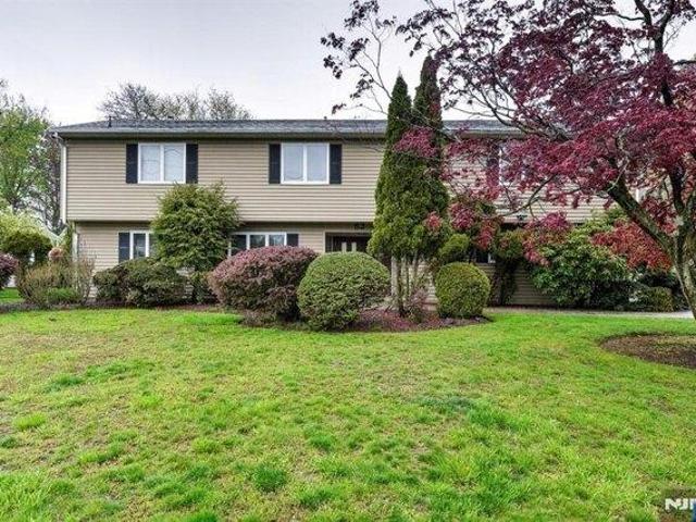 House for sale in Passaic, New Jersey