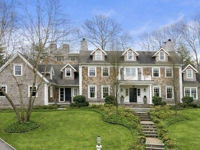 House for sale in Wellesley, Massachusetts