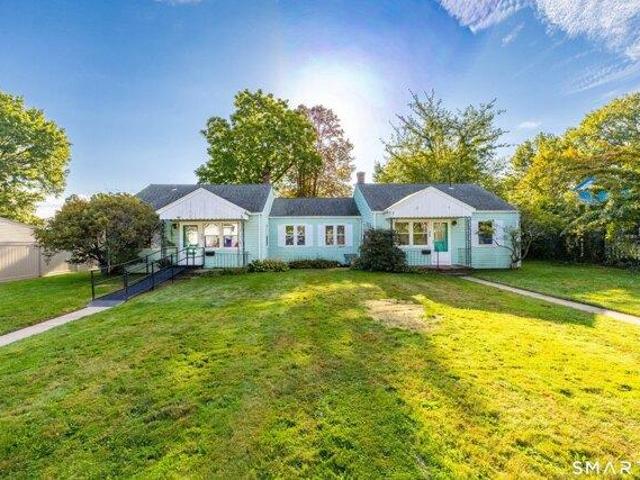 House for sale in Elmwood, West Hartford