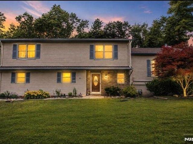 House for sale in Passaic, New Jersey