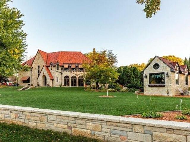 House for sale in Winona, Minnesota