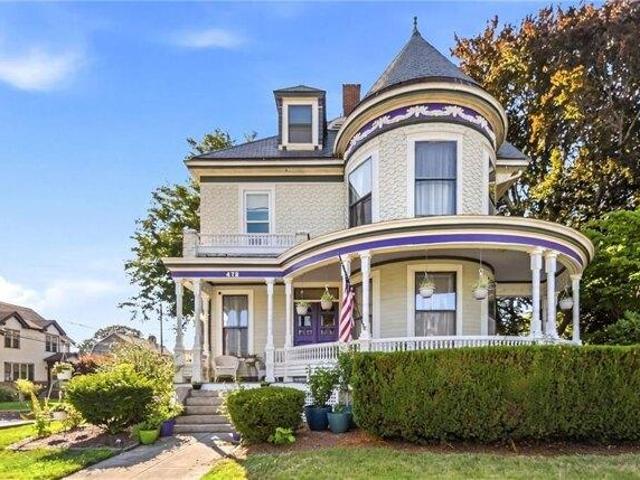 House for sale in Globe, Woonsocket