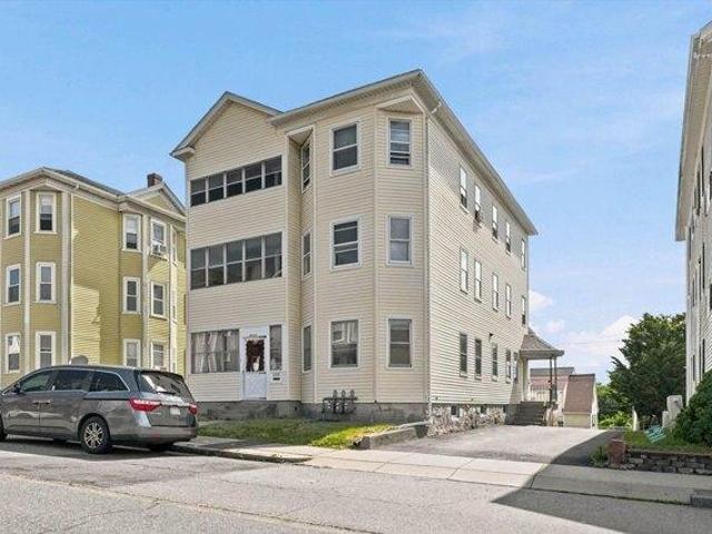 House for sale in Worcester, Massachusetts