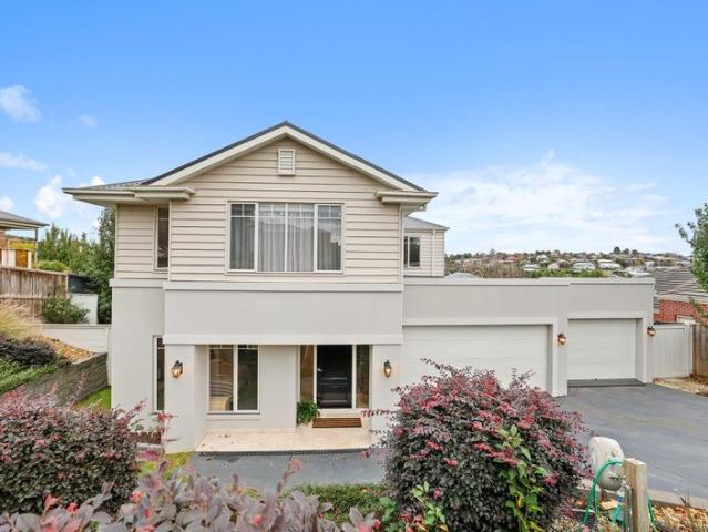 House for sale in Drouin, Victoria