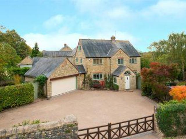 House for sale in Brackley, West Northamptonshire