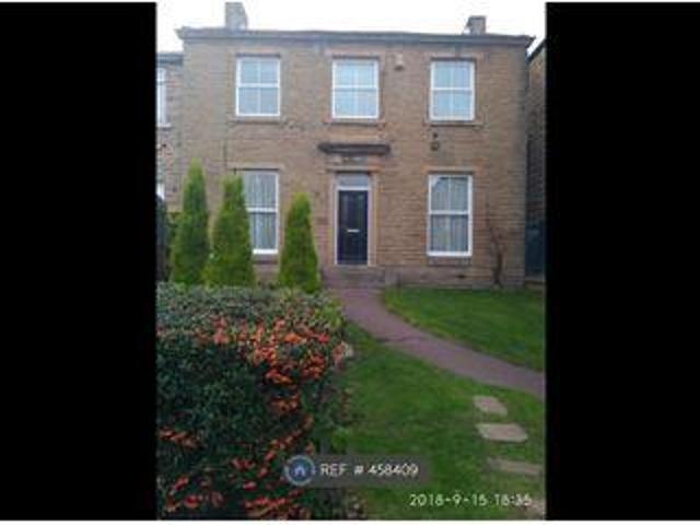 House for rent in Huddersfield, West Yorkshire