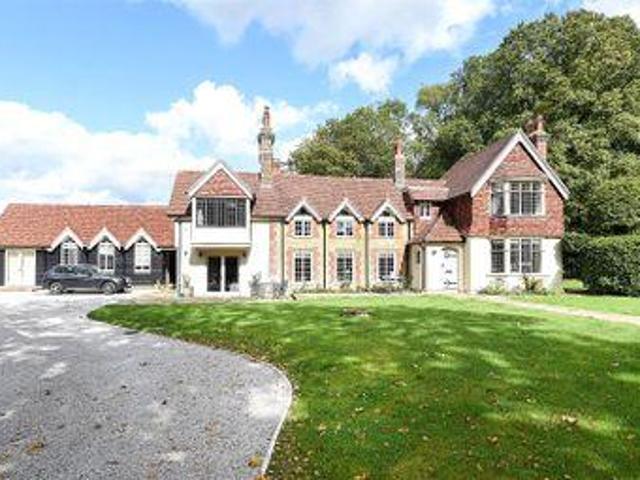 House for rent in Fole, Surrey