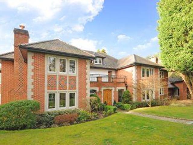 House for rent in Ascot