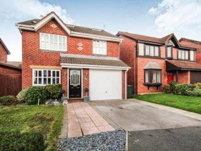 House for sale in Roby Mill, Lancashire