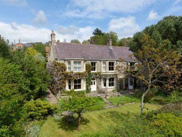 House for sale in Glastonbury, Somerset