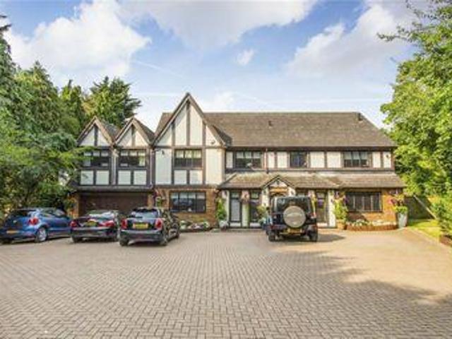 House for sale in Bushey
