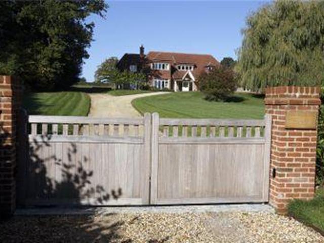 House for sale in Thatcham, West Berkshire