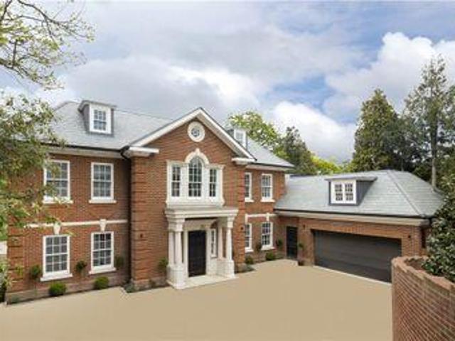 House for sale in Kingston Upon Thames, Greater London