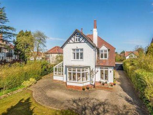 House for sale in Harrogate, North Yorkshire