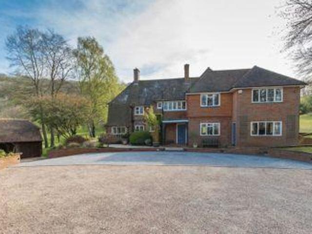 House for sale in Aylesbury, Buckinghamshire