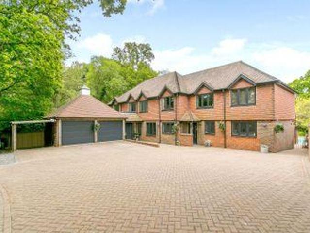 House for sale in Horsham, West Sussex