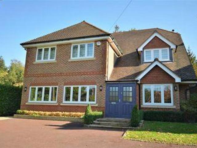 House for sale in Fole, Surrey