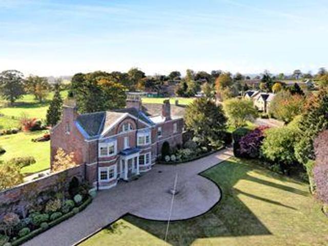 House for sale in West Yorkshire