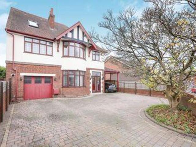House for sale in Willenhall, West Midlands