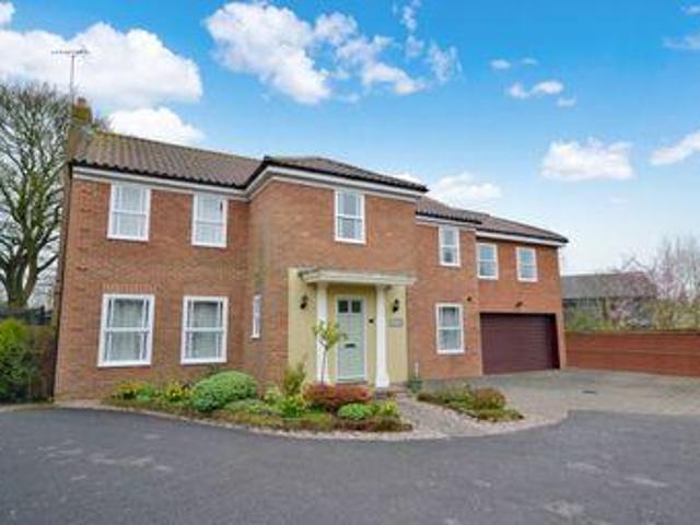 House for sale in Duton Hill