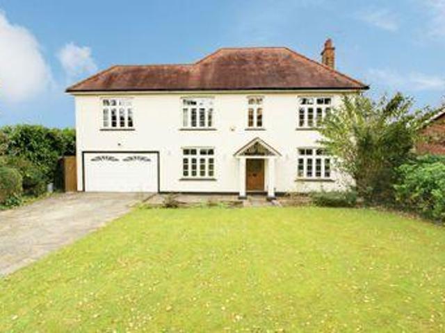 House for sale in Potters Bar, Hertfordshire