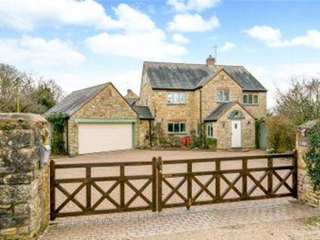 House for sale in Brackley, West Northamptonshire