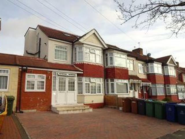 House for sale in Edgware, Greater London