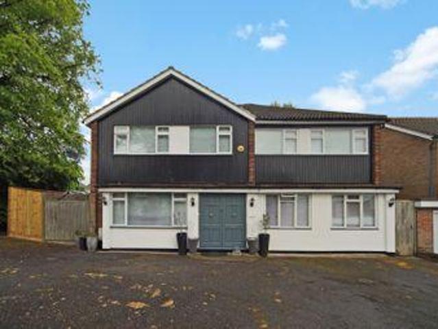 House for sale in Bushey