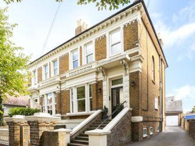 House for sale in Lambourn, West Berkshire