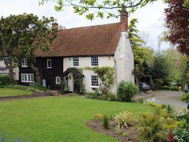 House for sale in Dale Hill, Essex