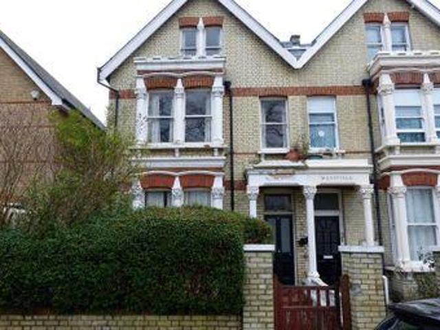 House for sale in Kingston Upon Thames, Greater London