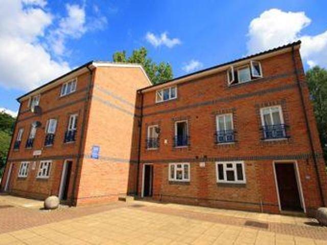 House for rent in Lyons, Greater London