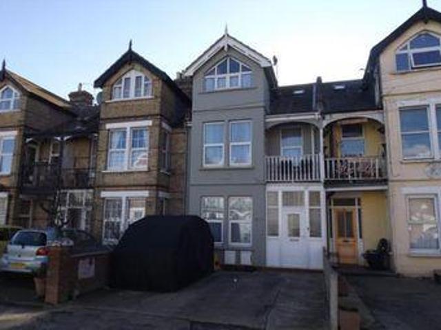 House for sale in Dale Hill, Essex