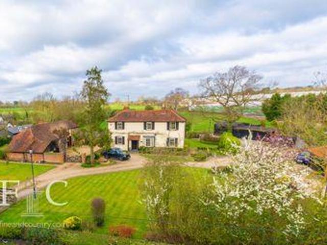 House for sale in Epping